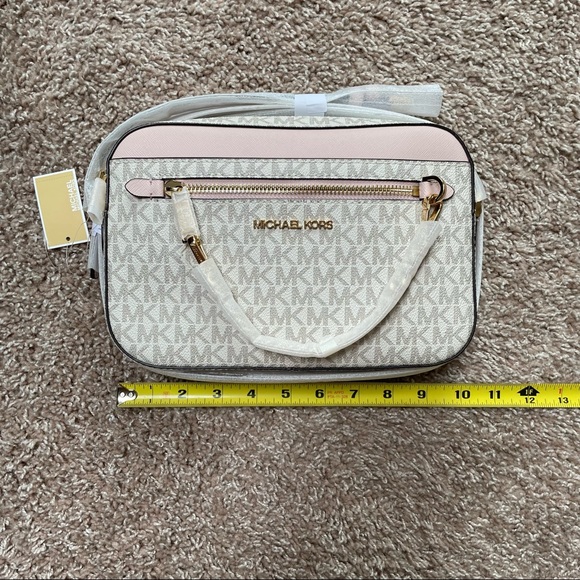 SOLD ✨ Michael Kors Jet Set Logo Crossbody Purse - Picture 14 of 14